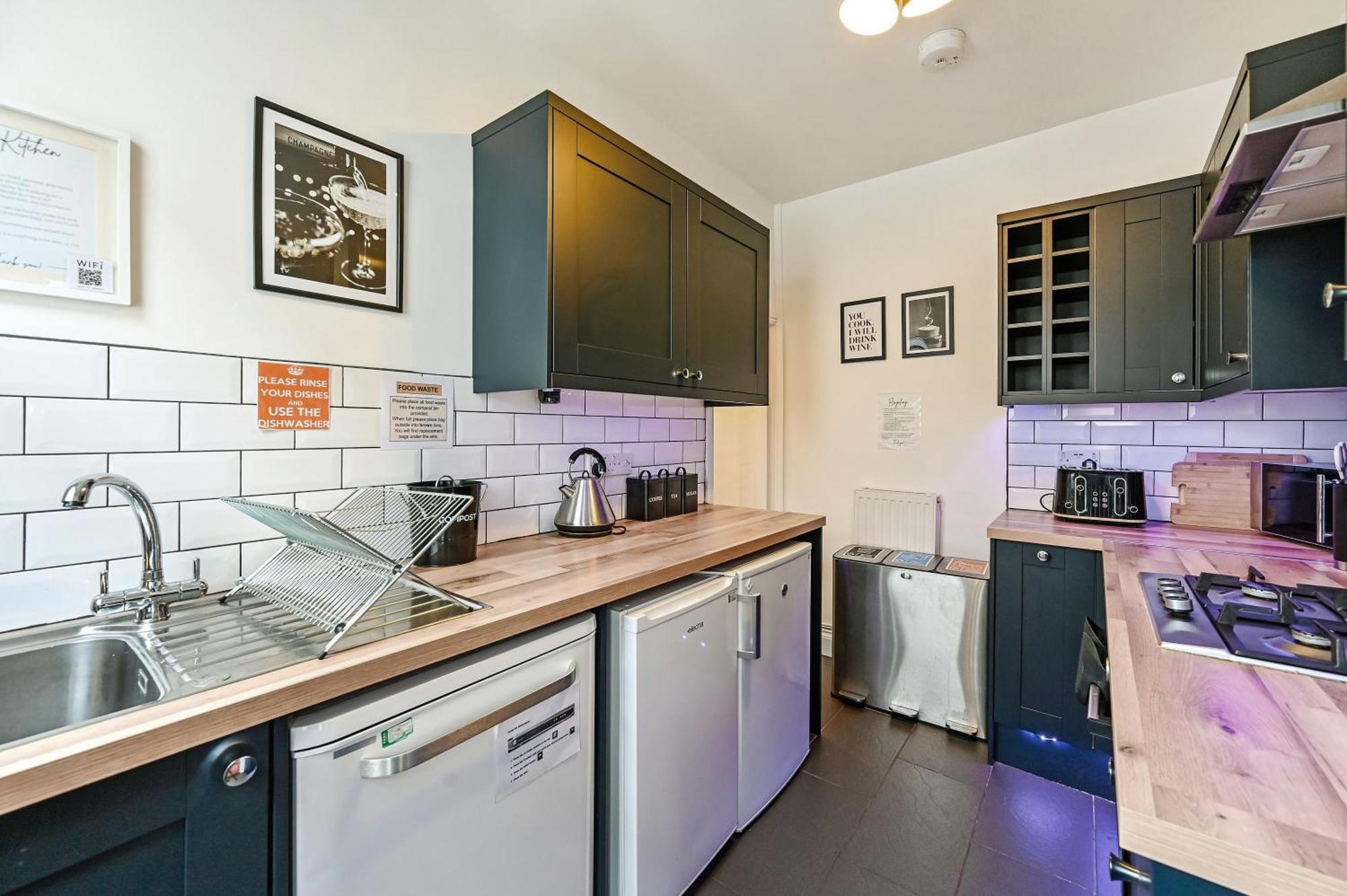 Vila Beautiful Townhouse, Great Location - Pet Friendly Cardiff Exteriér fotografie